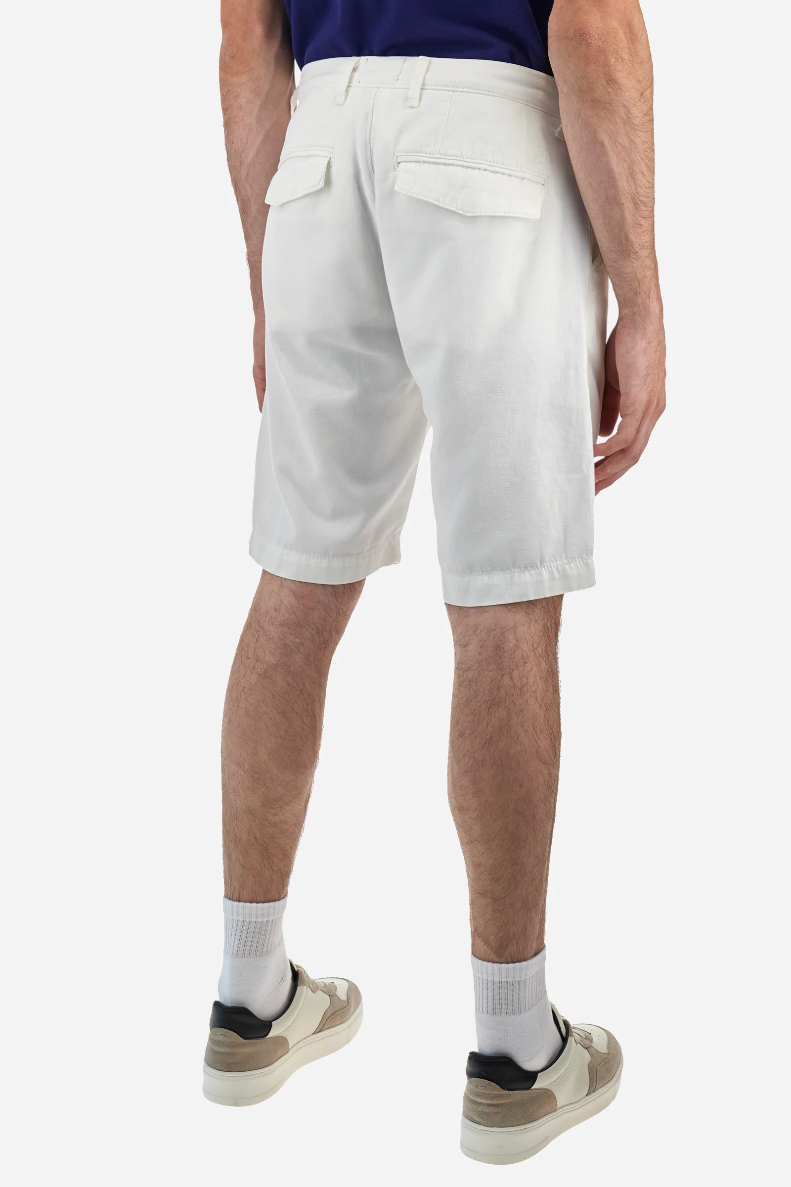 Bermudashorts aus Baumwolle und Leinen in normaler Passform – Vics - Image 4