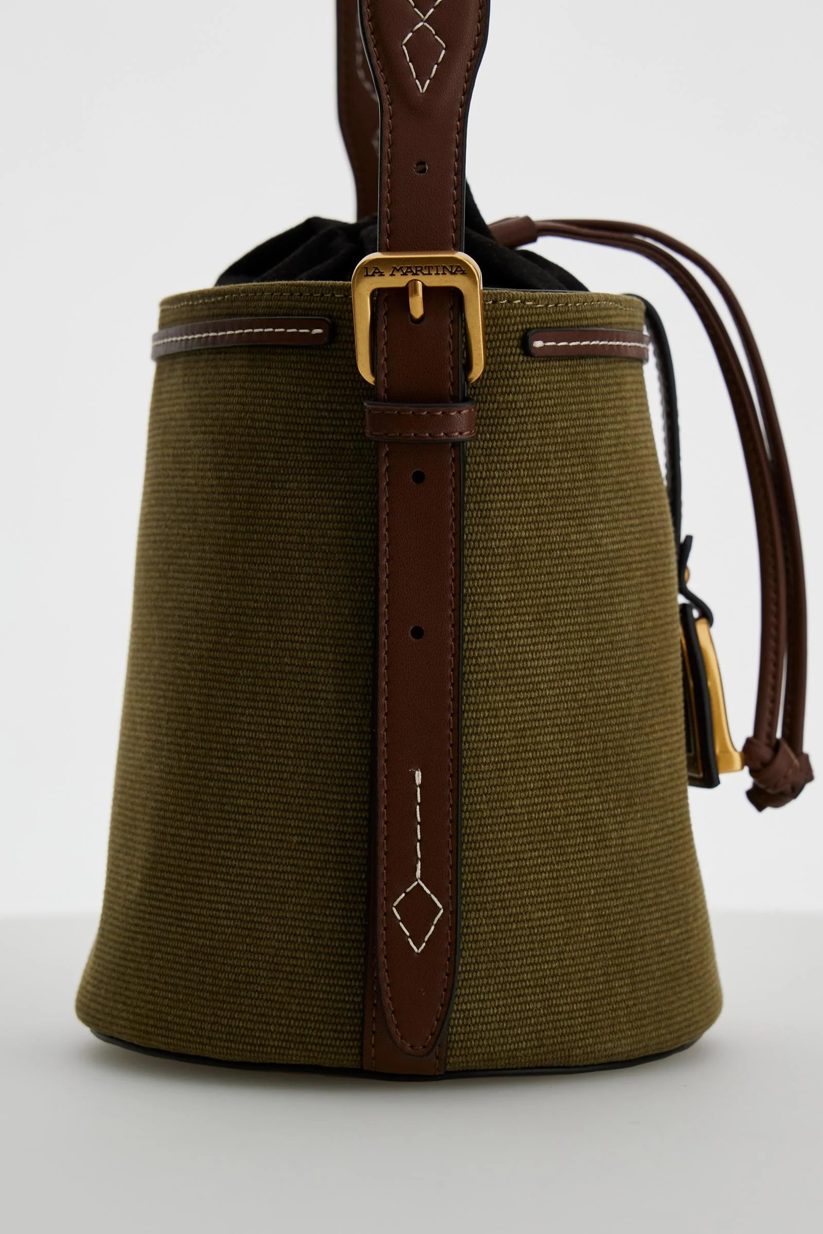 Beuteltasche aus gewaschenem Canvas – Small Bucket - Image 6