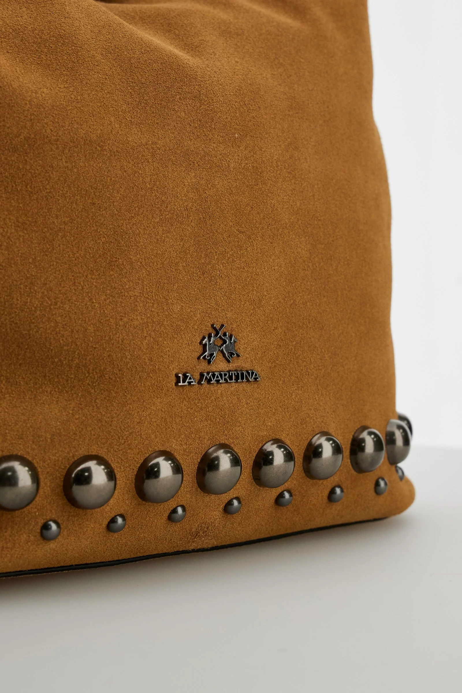 Damen-Hobo-Tasche aus Veloursleder und Kunstleder mit Nieten - Arizona - Image 6