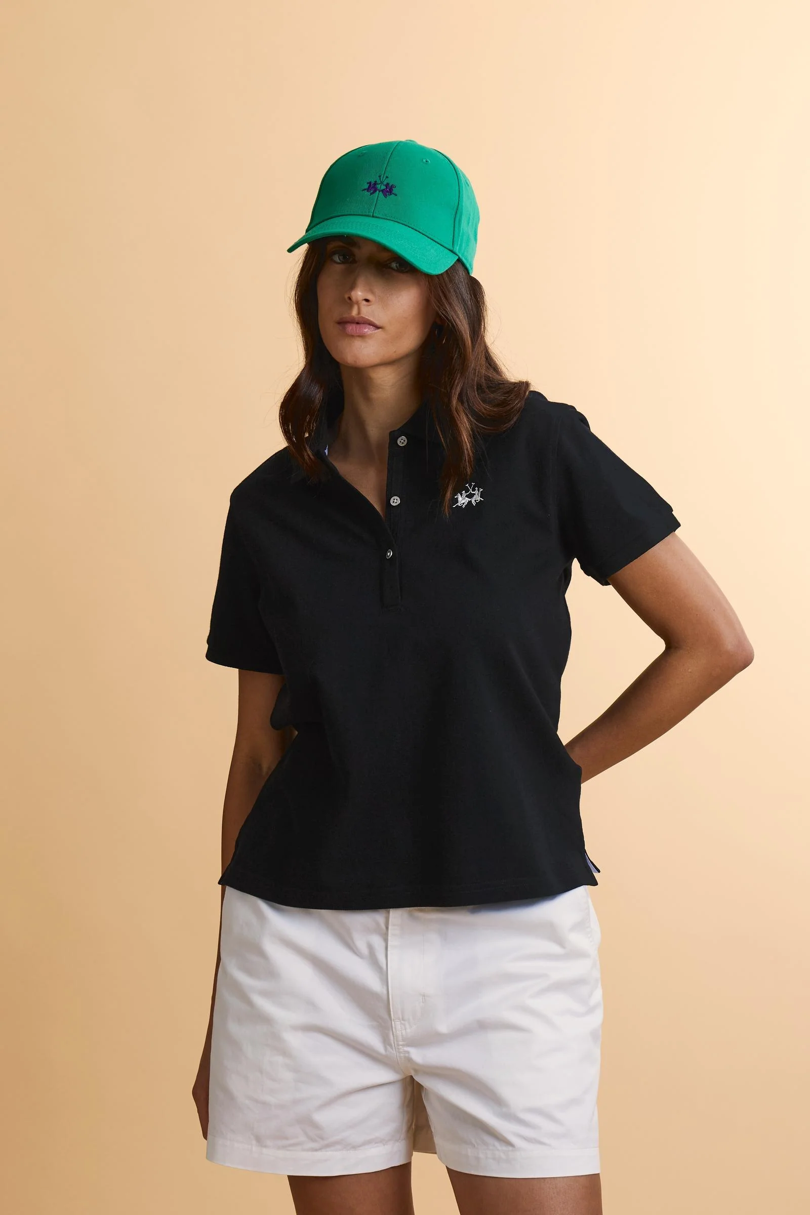 Damen Poloshirt aus Stretch-Piqué mit Schriftzug unter dem Kragen - Clarissa