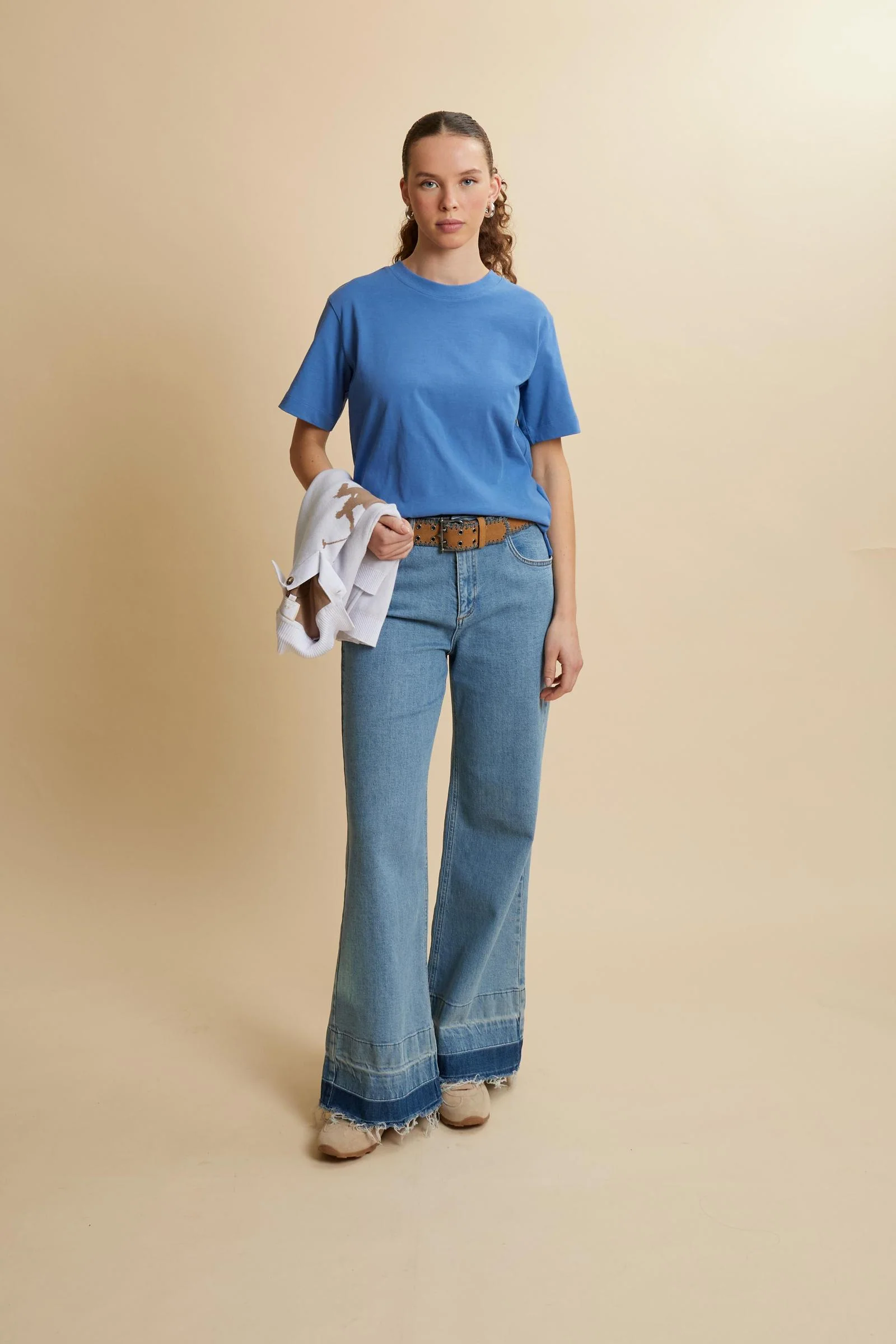 Damen T-Shirt mit Rundhals aus Baumwolljersey mit Maxi-Logo am Ärmel - Corina - Image 2