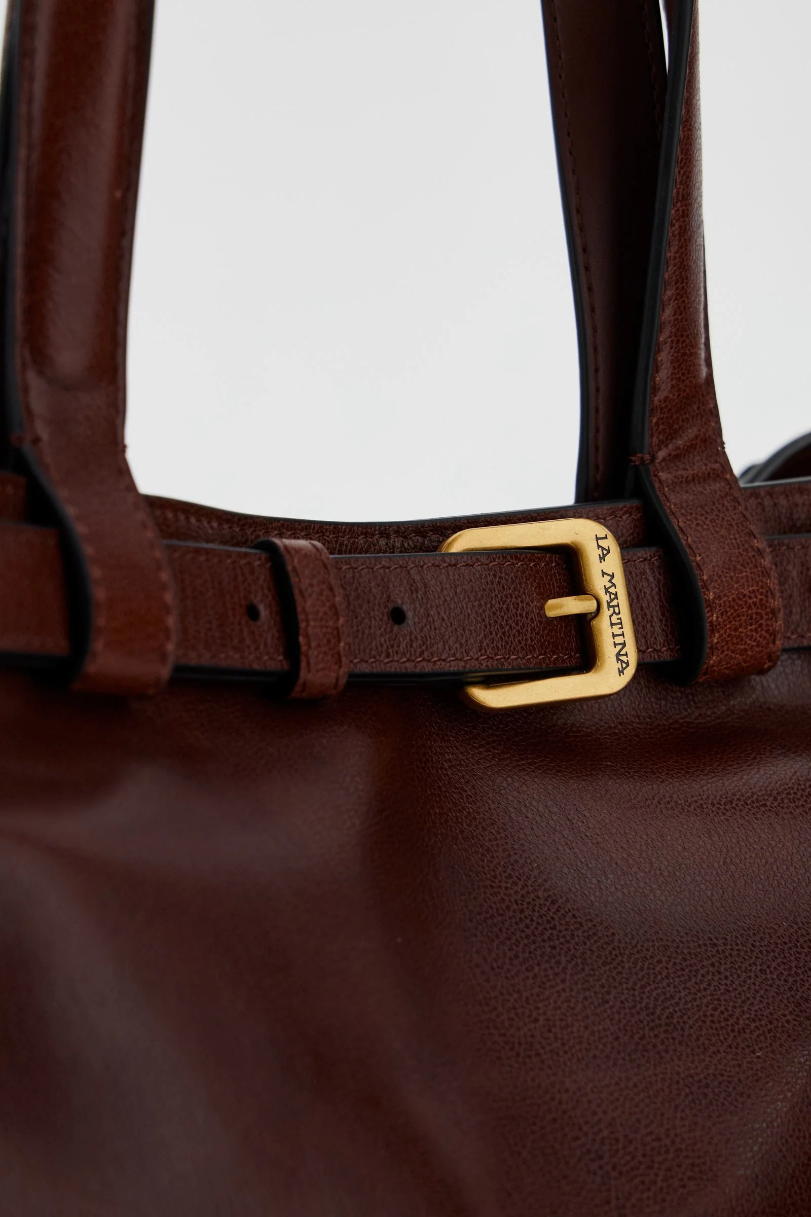 Damen-Tote-Bag aus Leder mit Gürtel-Detail an der Oberseite - Bandera - Image 5