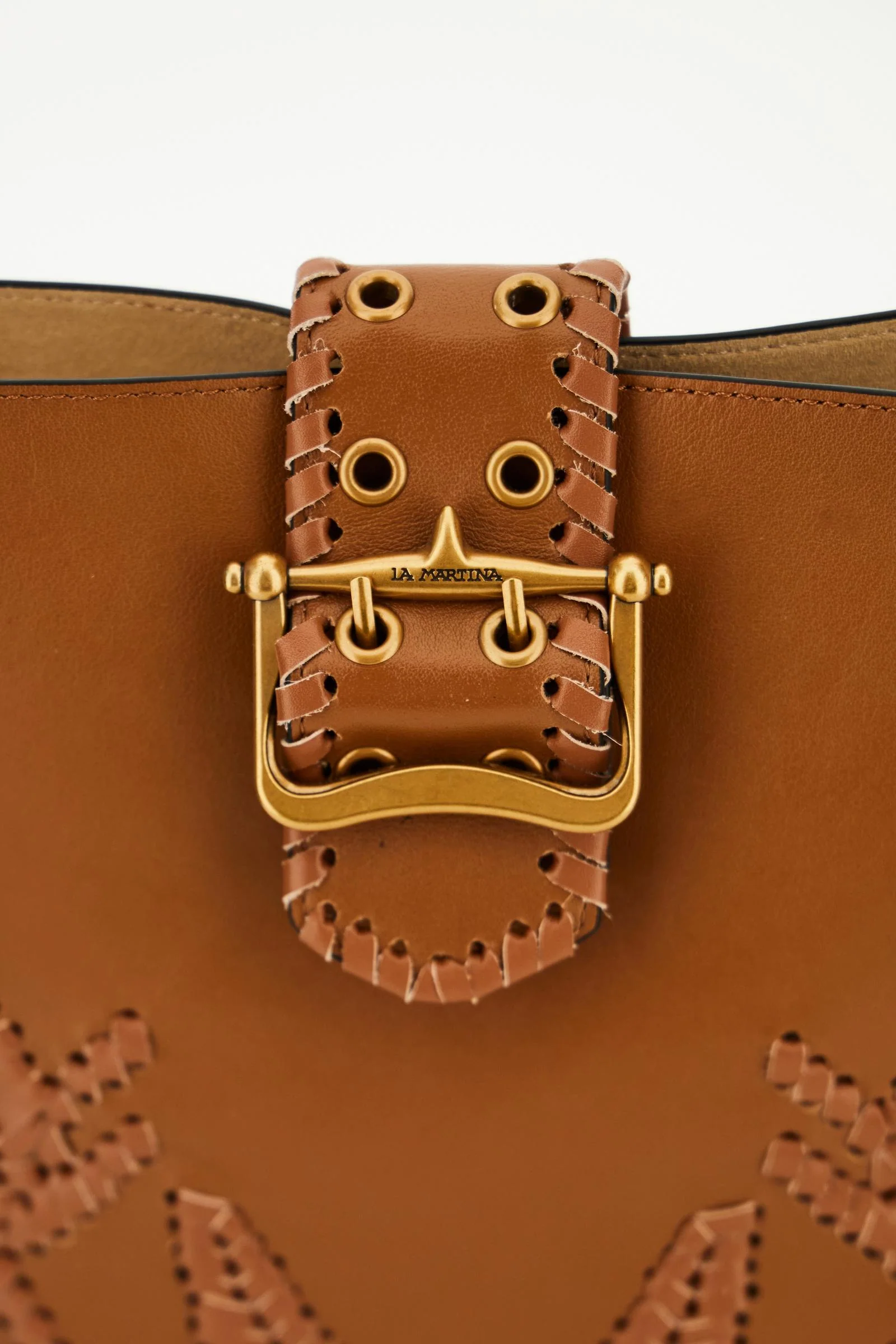 Damen-Umhängetasche aus Leder mit durchbrochenen Stickereien - Fuego Crossbody - Image 6