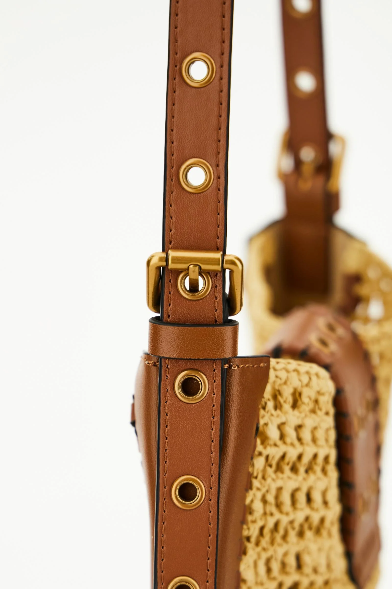 Damen-Umhängetasche aus Leder und Raffia mit Maxi-Logo - Fuego Crossbody - Image 5