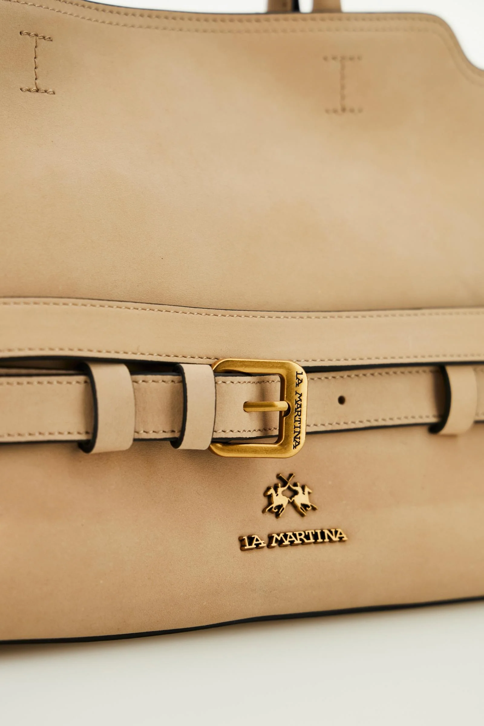 Handtasche aus Veloursleder mit dekorativen Riemen - Tote - Image 6