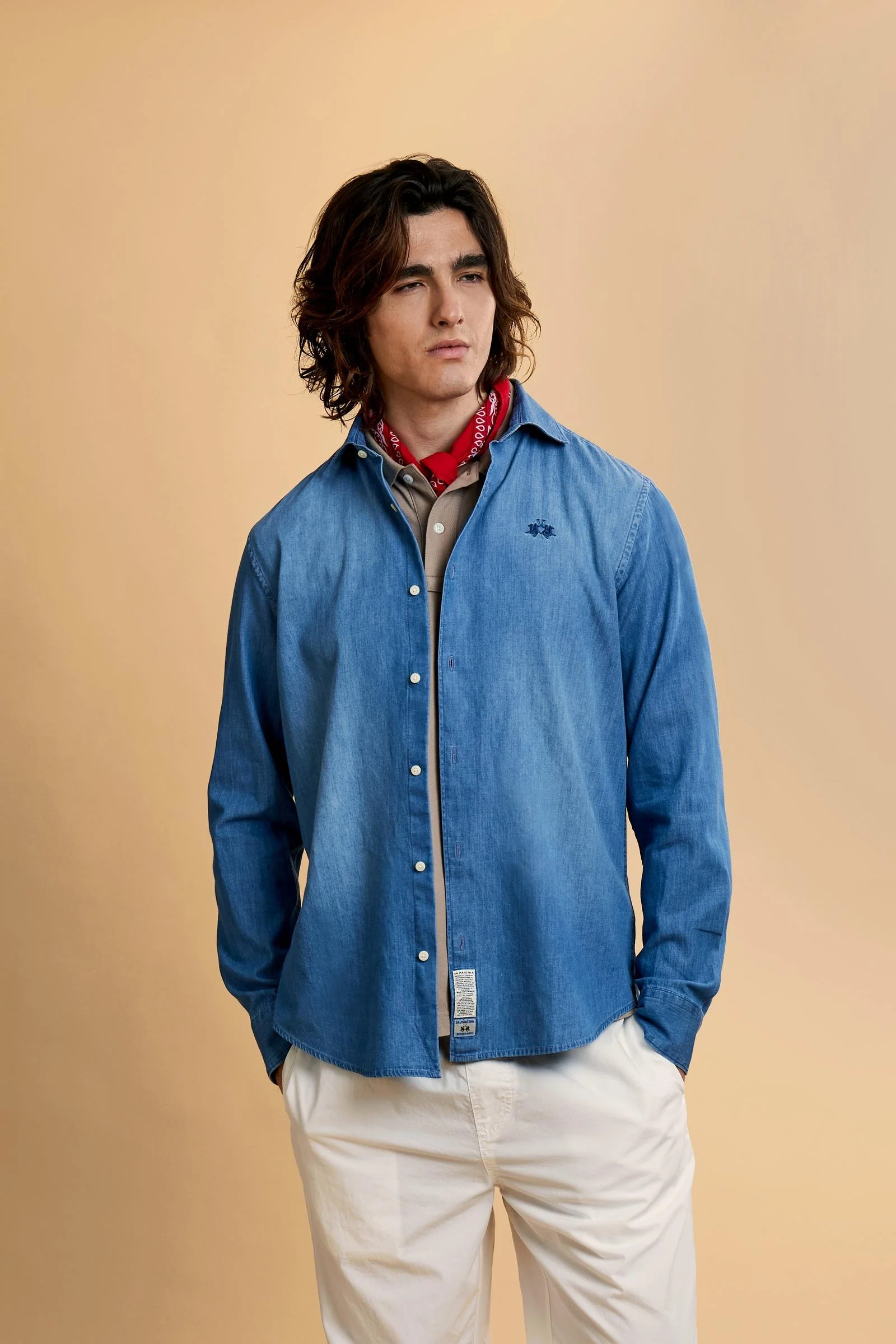 Hemd aus leichtem Denim in normaler Passform – Innocent