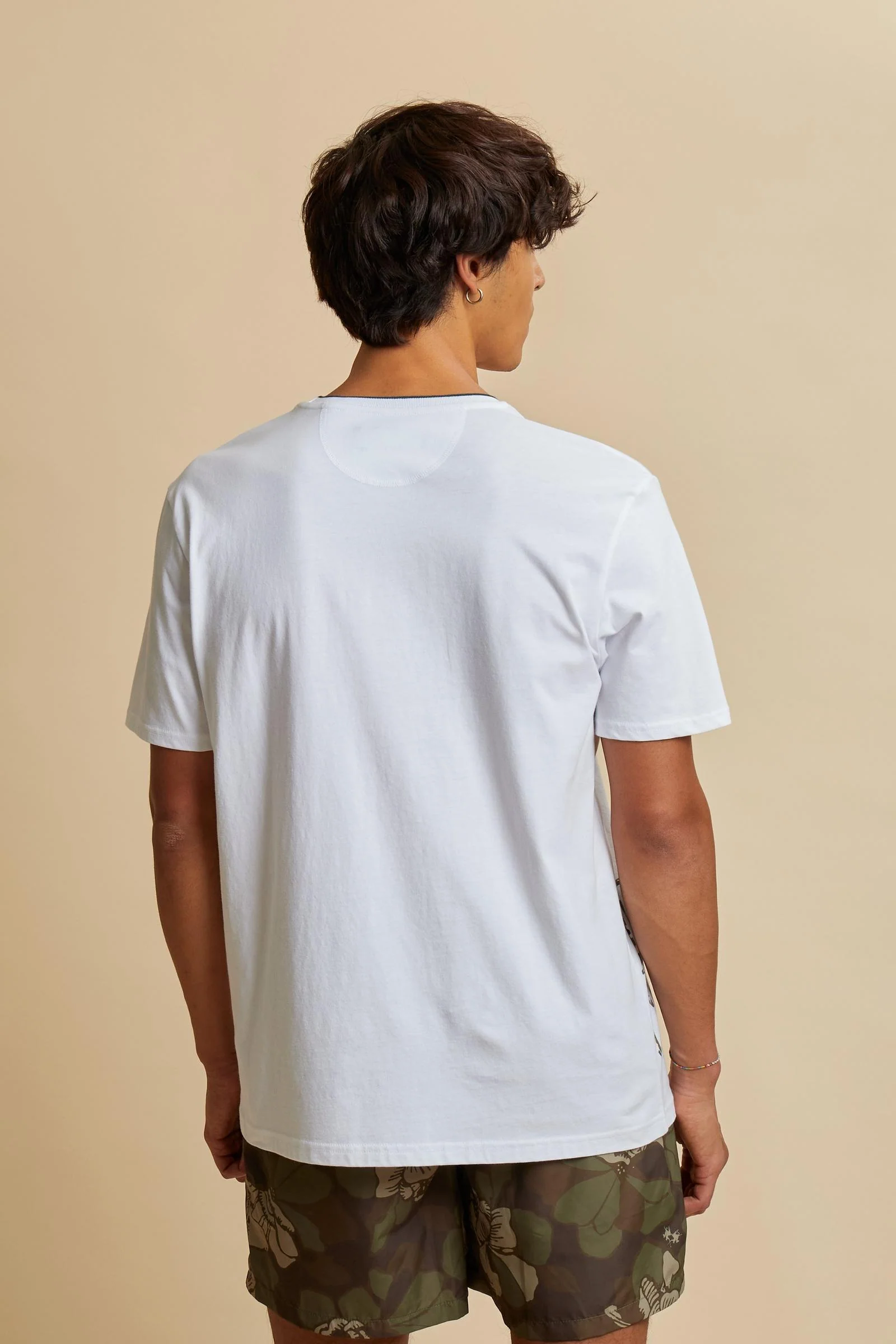 Herren-Jersey-T-Shirt mit Guards-Print – Caledonio - Image 4