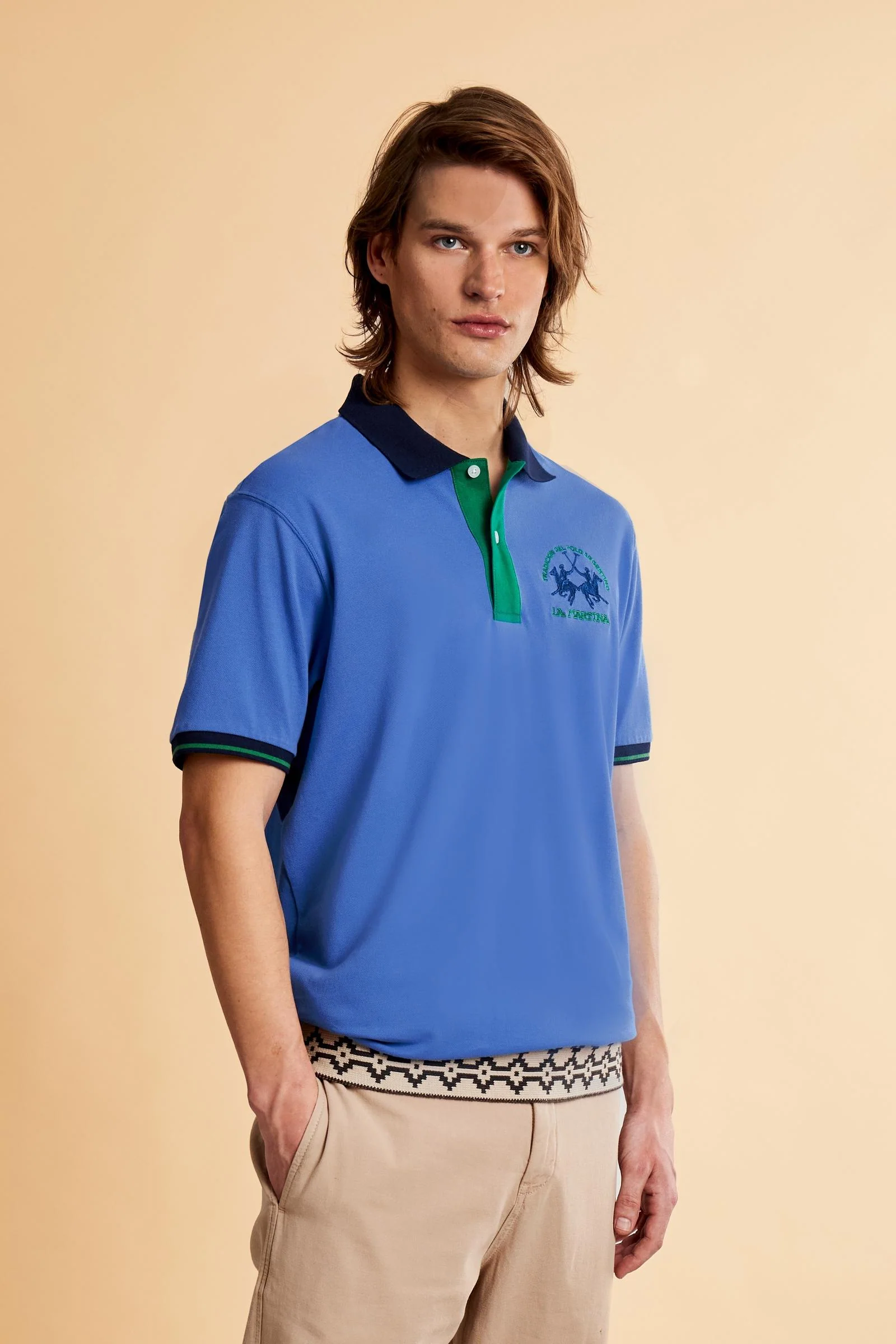 Herren Kurzarm-Poloshirt aus Stretch-Piqué mit Kontrastdetails – Trixie