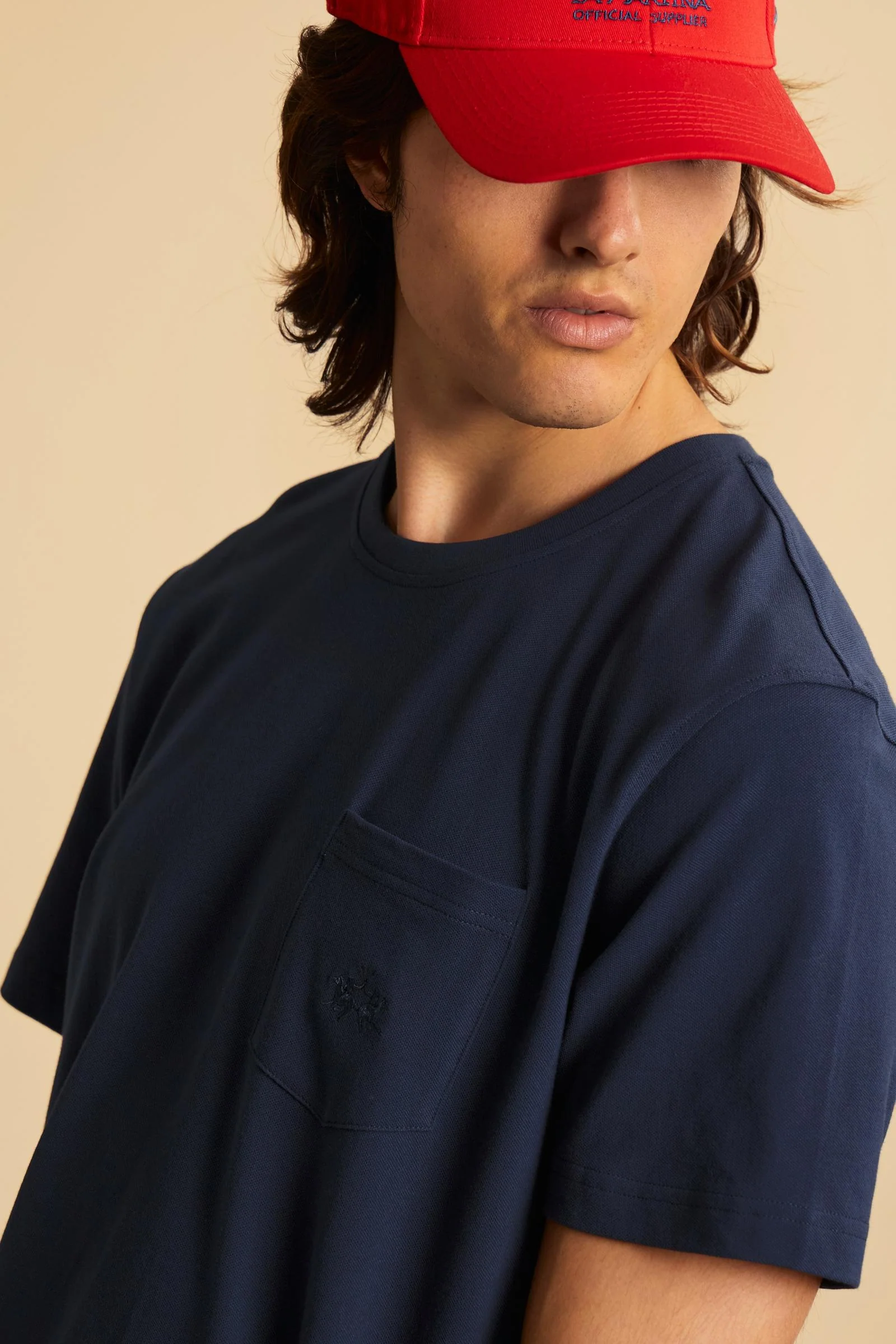 Herren-Piqué-T-Shirt mit Tasche – Agustin - Image 3