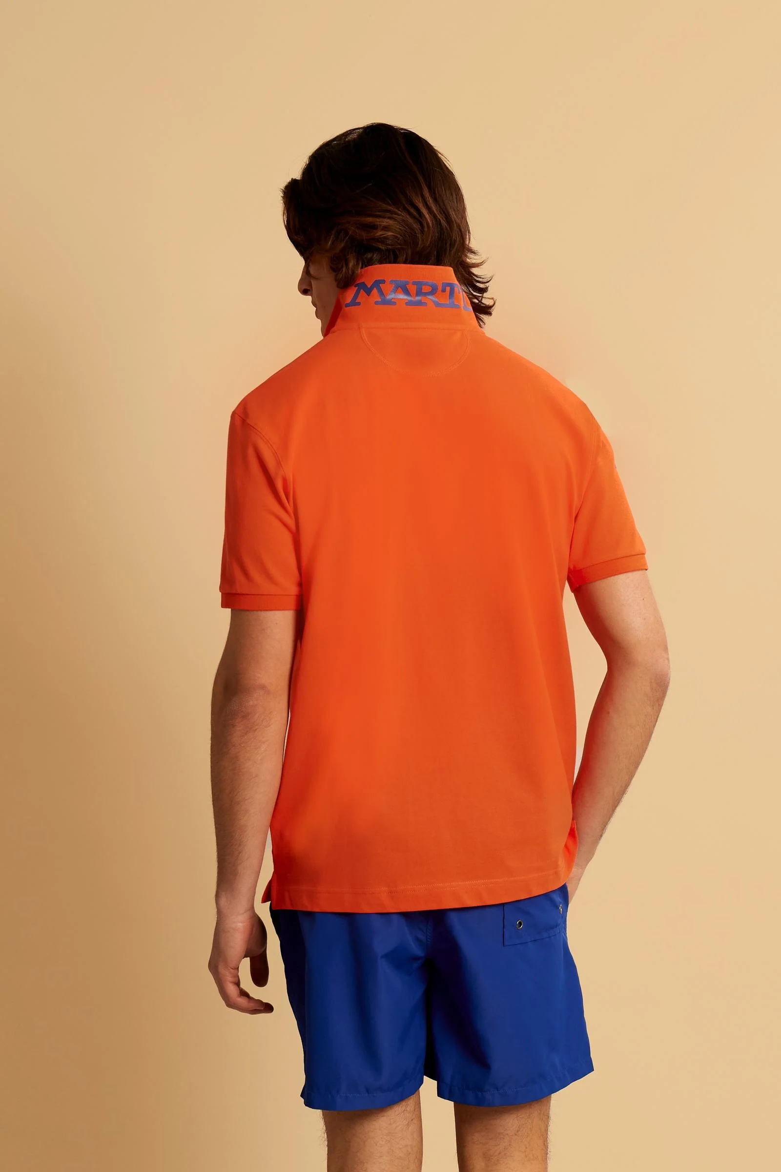 Herren-Stretch-Piqué-Poloshirt mit Nummer am Ärmel – Ray - Image 4