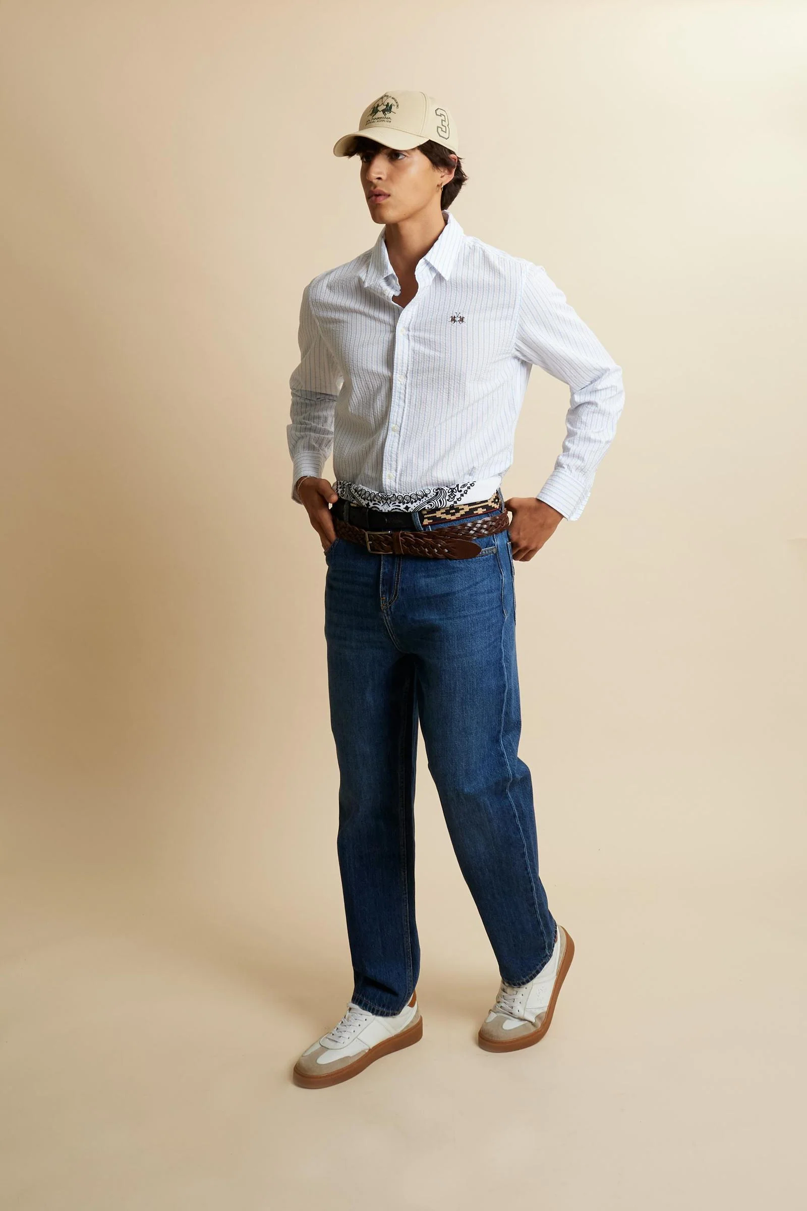 Herrenjeans aus Denim in mittlerer Waschung moderne Passform aus Baumwolle – Connell - Image 2