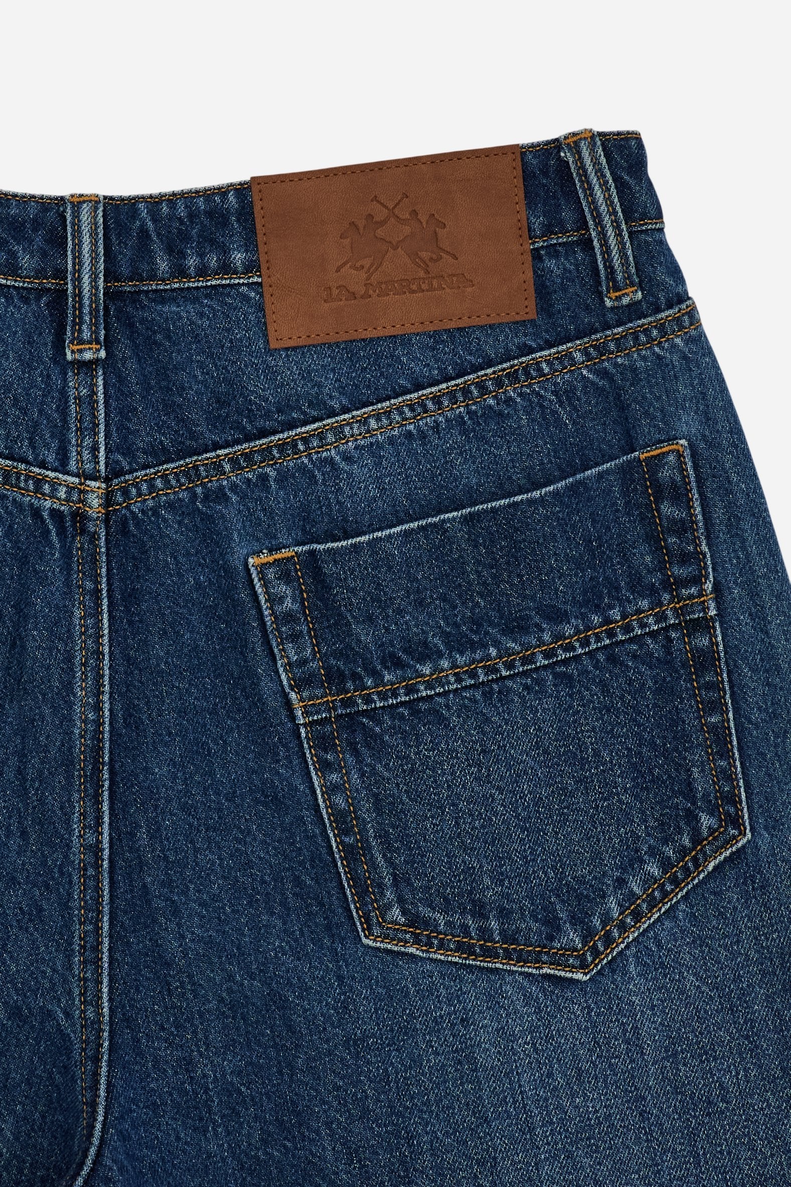 Herrenjeans aus Denim in mittlerer Waschung moderne Passform aus Baumwolle – Connell - Image 7