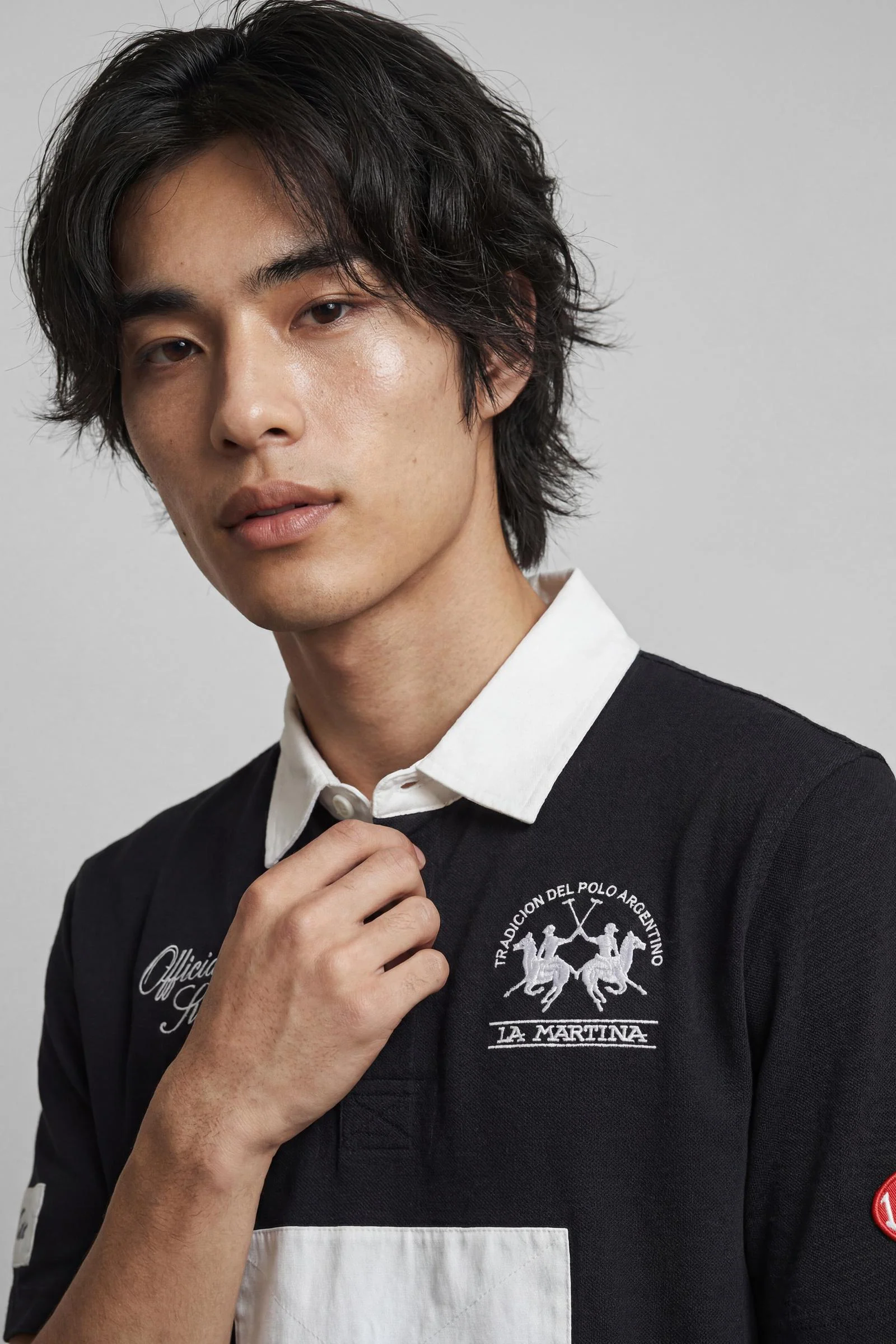 Kurzarm-Poloshirt aus Baumwolljersey – Limited Edition „Propiedad“ - Image 3