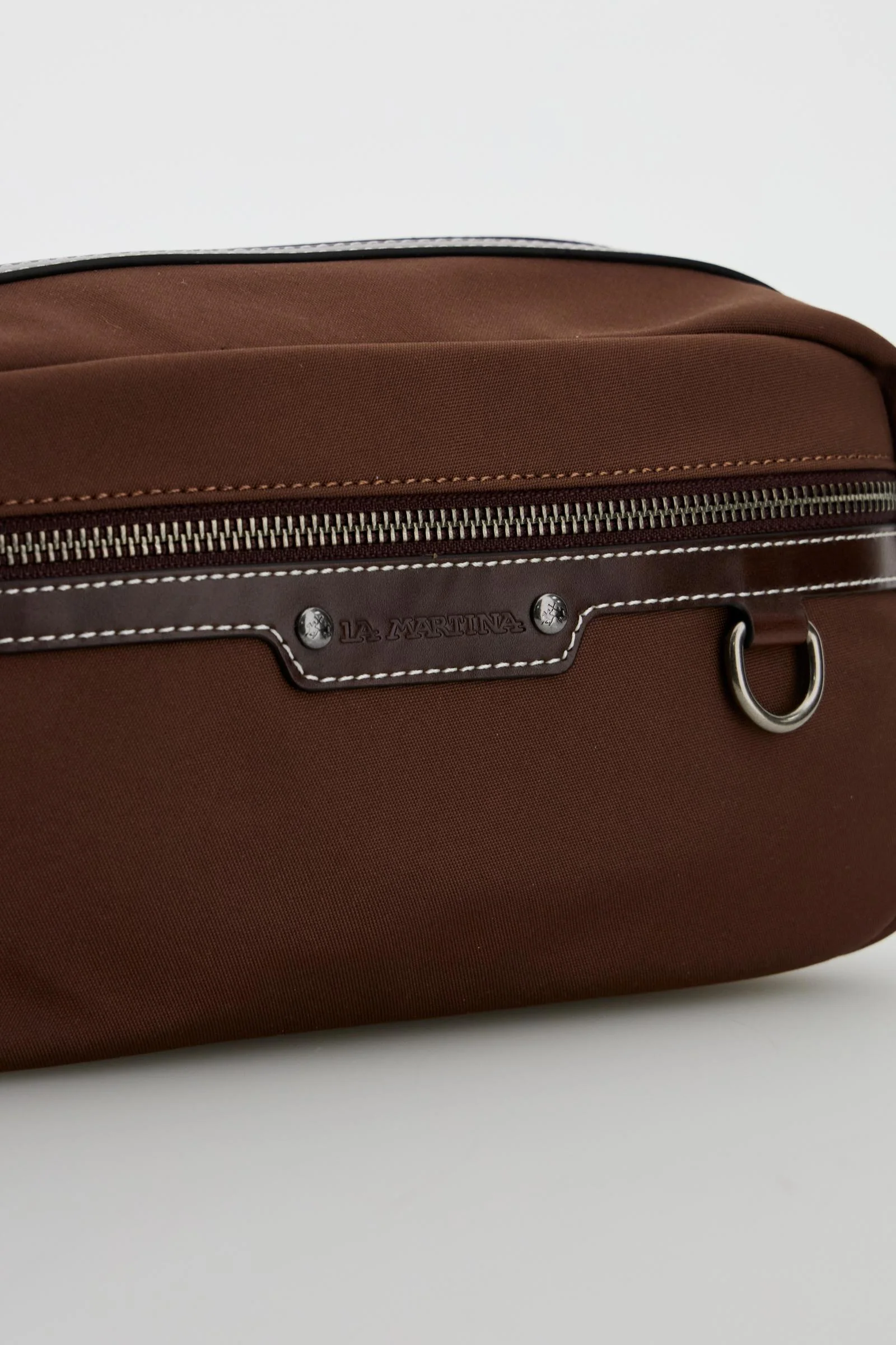 Reiseetui aus technischem Canvas mit Maxi-Logo – Andean Travel Case - Image 5